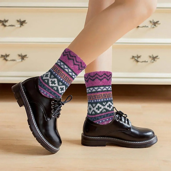 Womens Wool Multicolor Stripes Socks  Warm Winter Cozy Thermal Socks - Picture 7 of 7